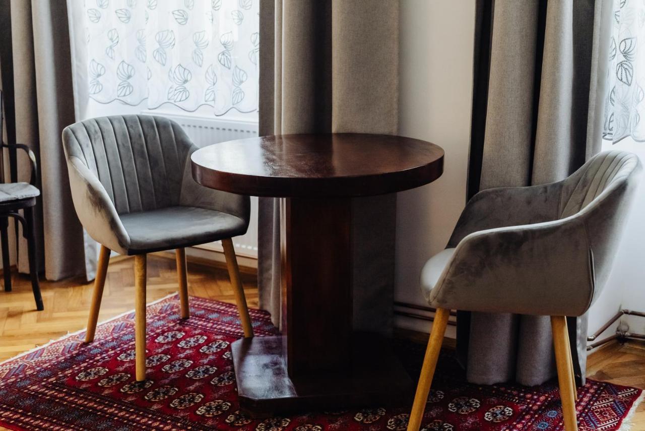 Apor Apartments كلوج-نابوكا المظهر الخارجي الصورة